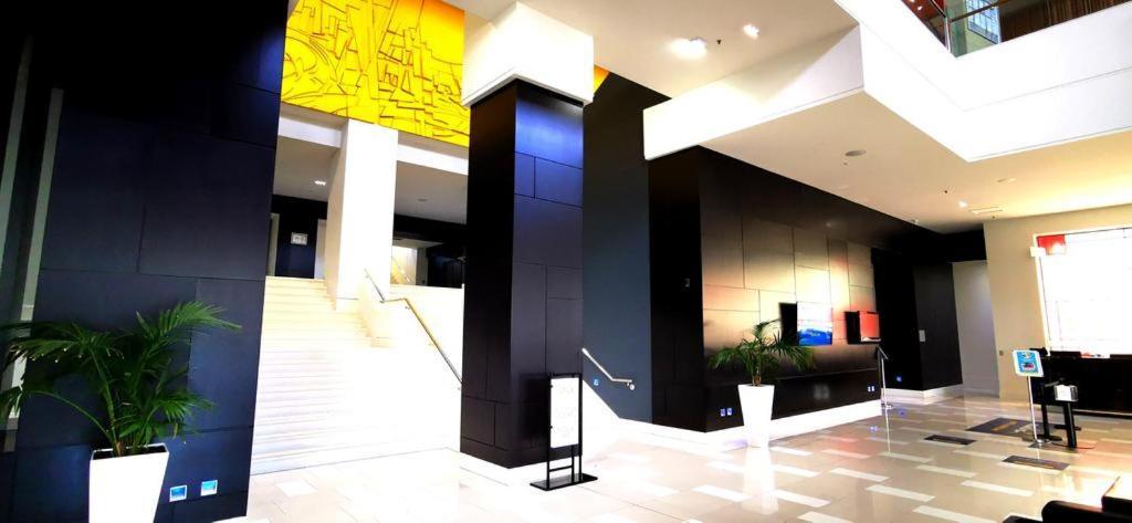 High Floor Ocean View At Surfers Paradise - Hotel Studio Gold Coast Extérieur photo