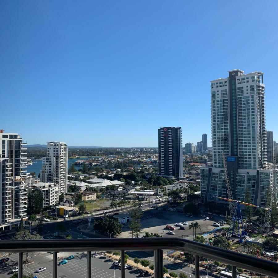 High Floor Ocean View At Surfers Paradise - Hotel Studio Gold Coast Extérieur photo